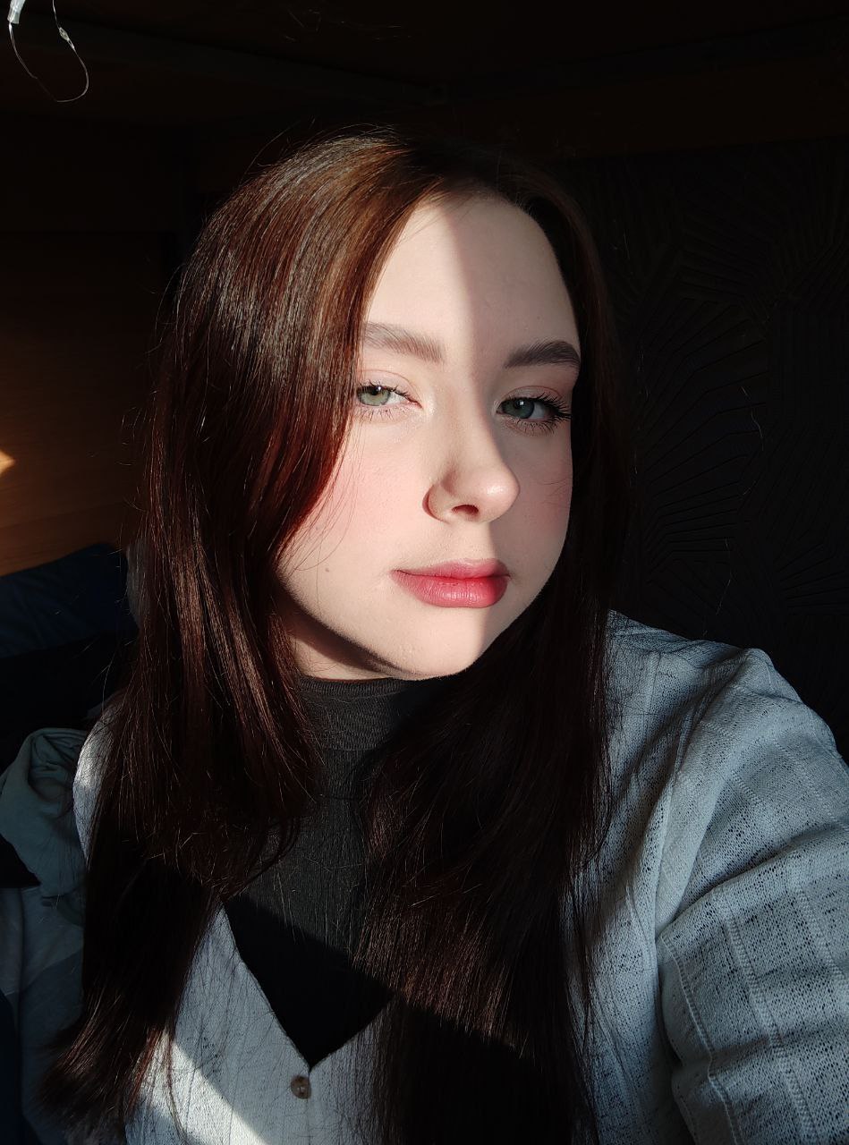 Учитель корейского языка Соня