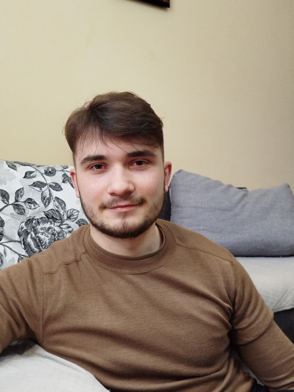 Учитель корейского языка Максим