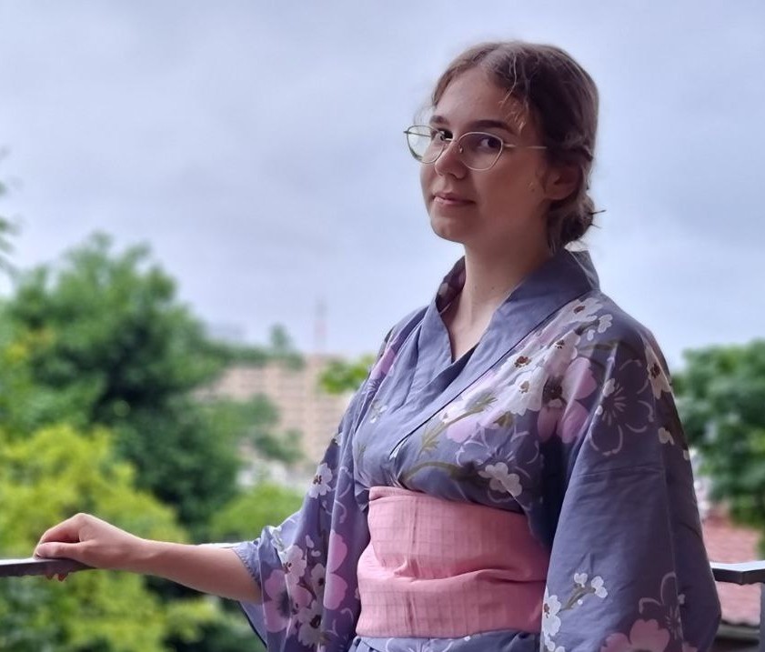 Учитель корейского языка Олександра